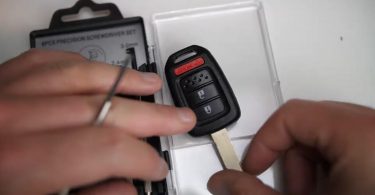 How to Replace a Dead 2009 Honda Accord Key Fob Battery