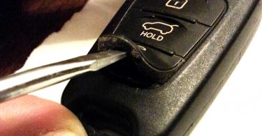 How to Open Honda Key Fob and Replace the Battery
