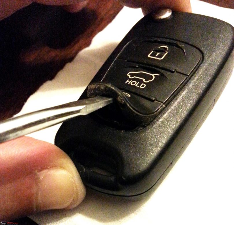 How to Open Honda Key Fob and Replace the Battery