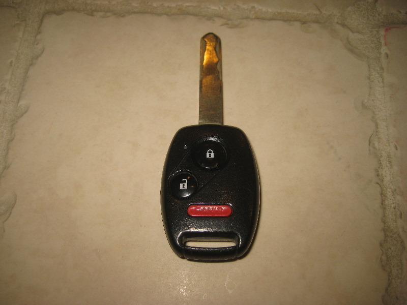 Replacing a 2006 Honda Pilot Key Fob